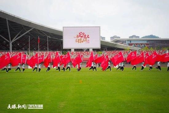 前韩国国脚、水原三星名宿金斗炫加入成都蓉城教练组前韩国国脚、前全北队临时主教练金斗炫将加入成都蓉城教练组。